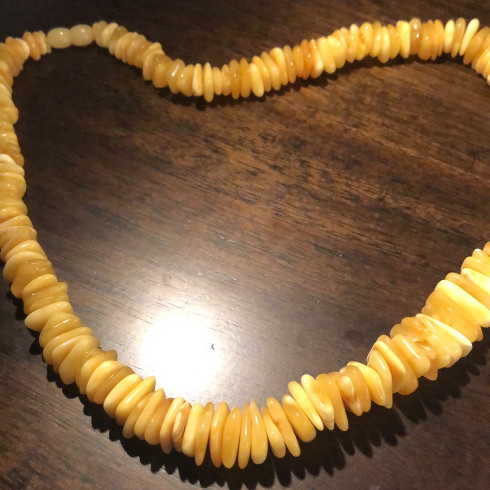 Butterscotch genuine Baltic amber necklace - Picture 3 of 6
